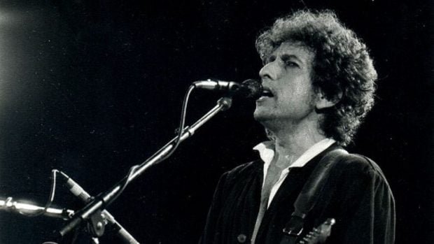 bob-dylan-en-1991-620x349-1