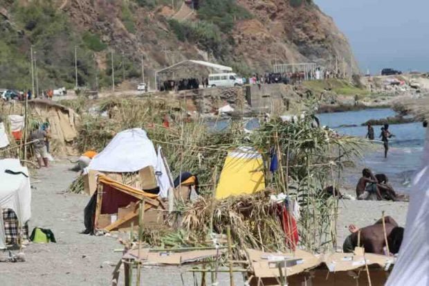 la-playa-de-el-trampolin-de-ceuta-620x413-1