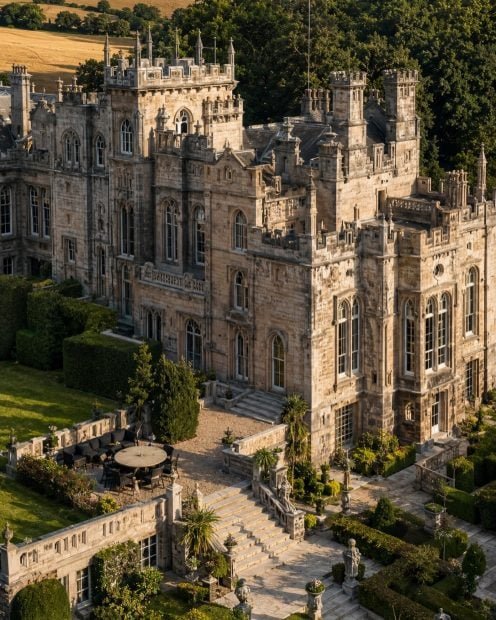 mark-zuckerberg-sumo-un-castillo-irlandes-del-siglo-xix-a-su-portfolio-inmobiliario-el-fundad-2-496x620-1