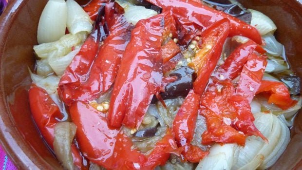 receta-de-escalivada-con-salsa-de-ajo-frito-620x349-1