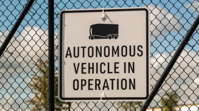 cartel-vehiculo-autonomo-einride