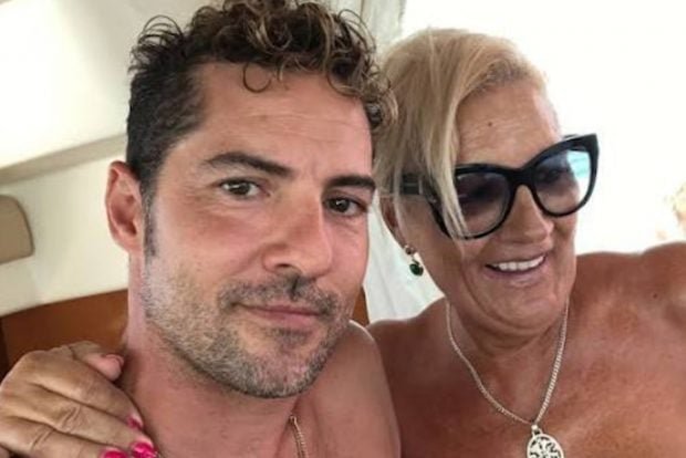david-bisbal-con-su-madre-620x414-1