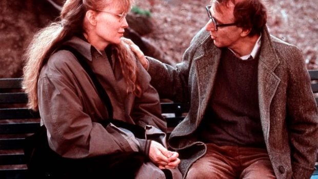 mia-farrow-y-woody-allen-en-delitos-y-faltas-orion-pictures-620x349-1